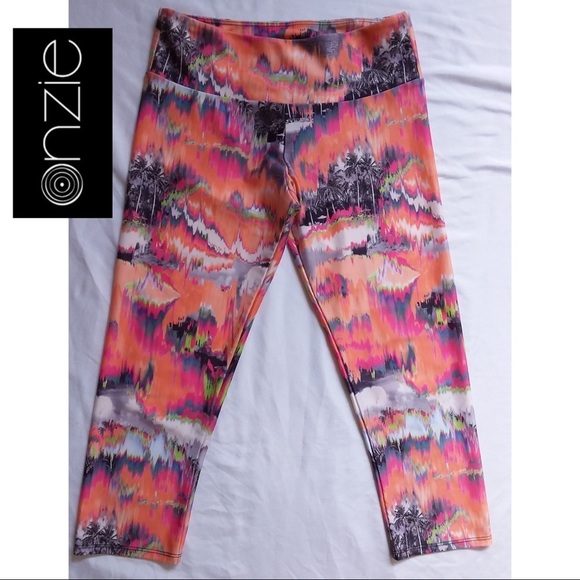 ONZIE Neon Cropped Leggings - Picture 2 of 11